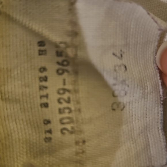 Lot of 2 𝅺DOCKERS Men’s Pants Size 38x34 (1 is gray & 1 is black) - Picture 4 of 8